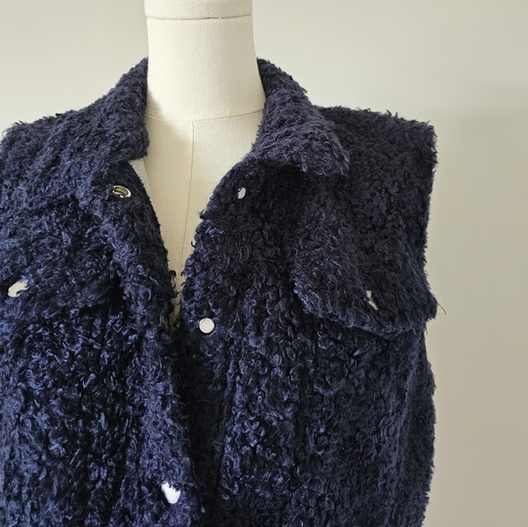 Gap L Navy Blue Fuzzy Vest Button Up - Picture 2 of 5